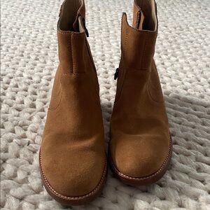 Roots Tan Suede Ankle Booties size 7